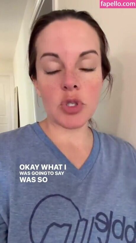 Colette Butler hot actress pics