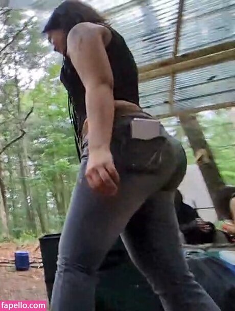 Fishtank model perfect pics