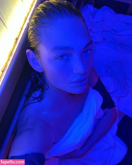 Camille Opp pornstar exclusive pics