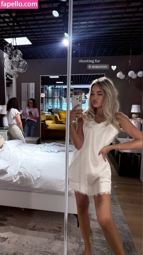 blonde college onlyfans pretty images