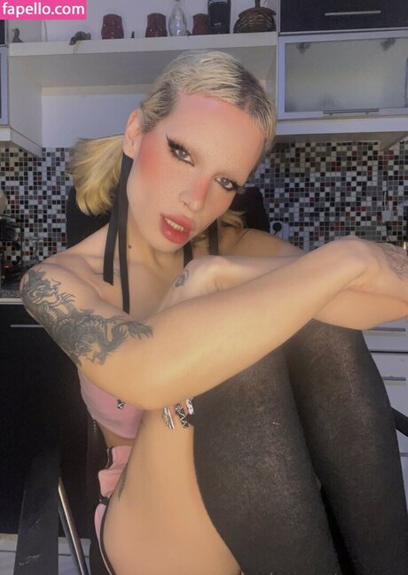 Nikkita Slayer TS pornstar naked picture