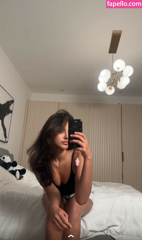 melodymelowo adult star pic