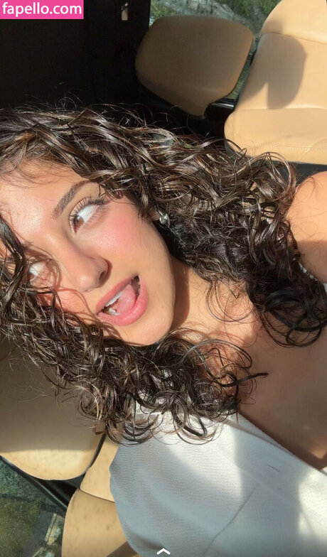 melodymelowo pornstar naked gallery