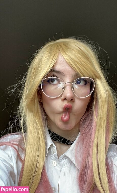 mafskiwi nude pornstar img