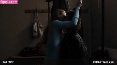 Gina Stiebitz model art images