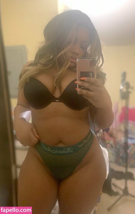 Punkythesinger star nude pictures