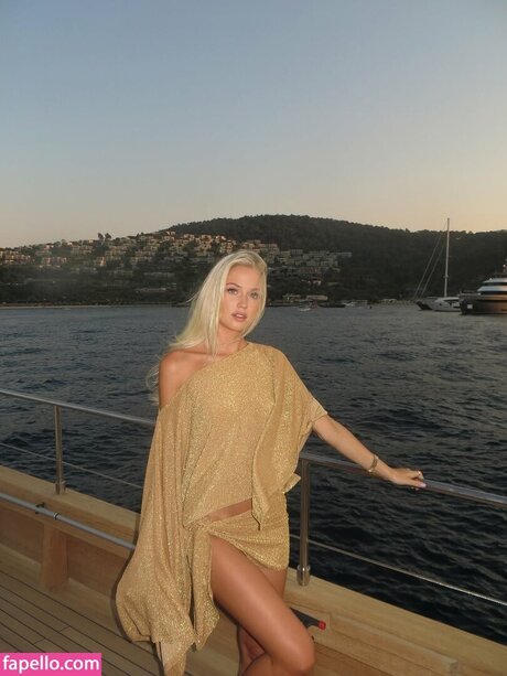 Hilda Sigurdsson pretty pornstar images