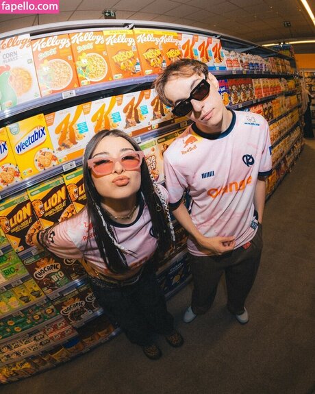 helydiaa hot model archive