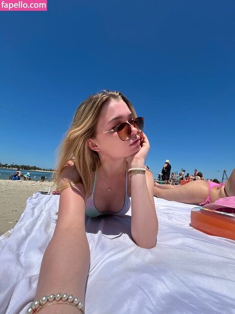 midget nude onlyfans sexy naked archive