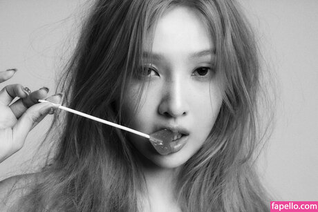 Park Soo young nice model pictures