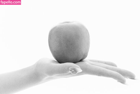 Park Soo young beautiful star images