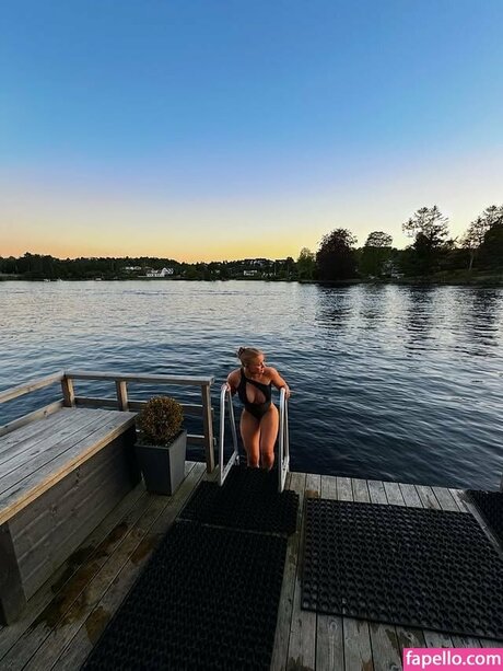 heleneelises model hd image