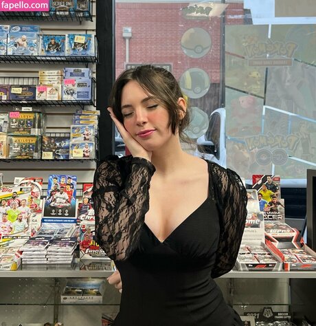 Ursiiday adult actress image