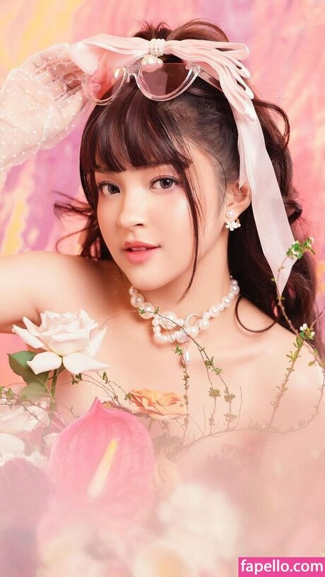 eca aura exclusive star img