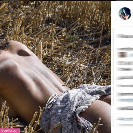 andjalorein model nude archive