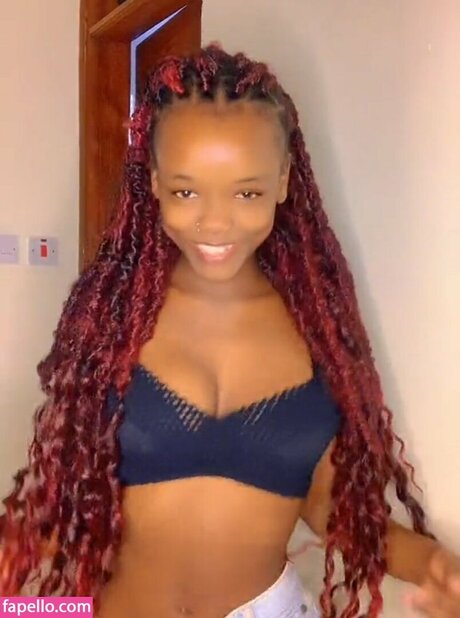 Alicia Kanini top actress img