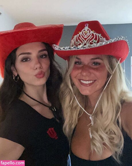 gay shower onlyfans top galleries