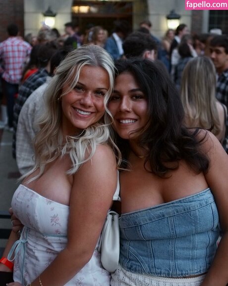 Lydia Feiler hd pornstar images