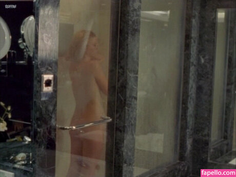 Karen Cliche sexy pornstar photo