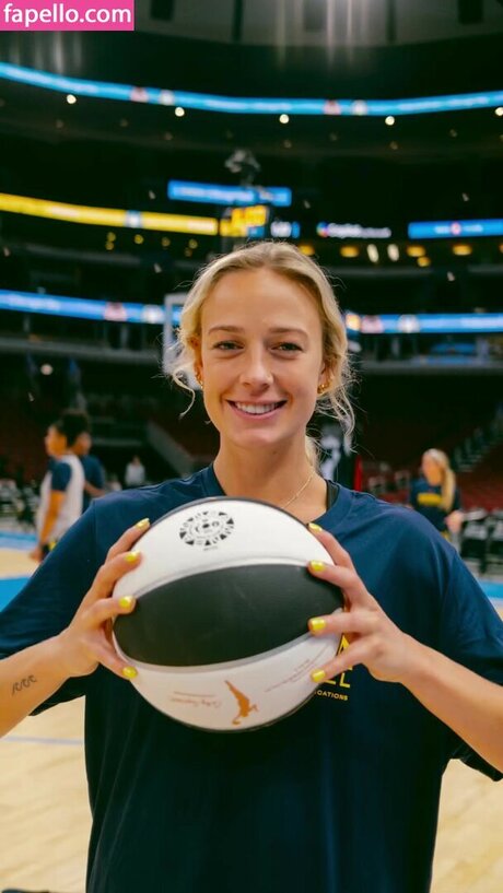 Sophie Cunningham porn model picture