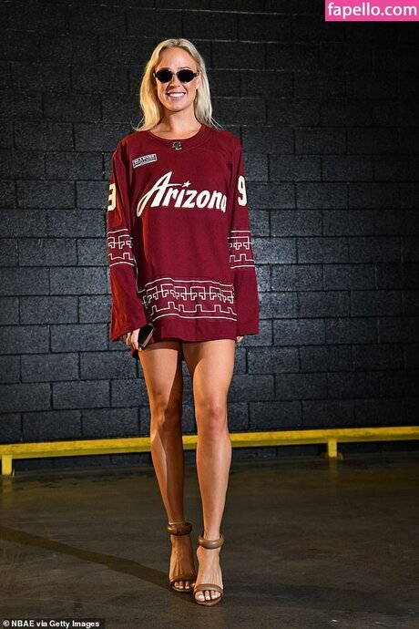 Sophie Cunningham hot actress pics