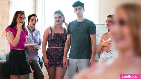 Sex In Front Others star sex gallery