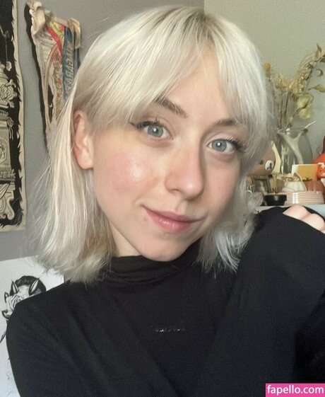 Mkultramilf sex model picture