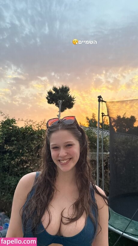 millietanaman model pornographic images