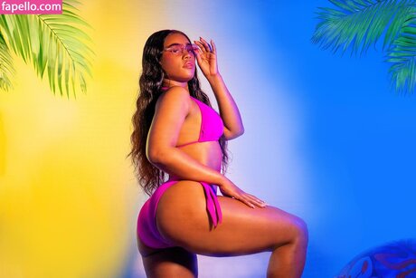 Hallybans star porn img