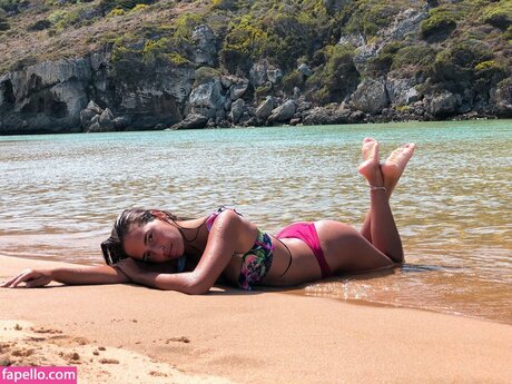 Claudia Acevedo Bueno pretty pornstar photos