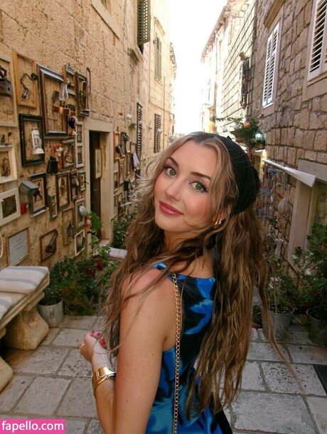 Rebel Masel pretty model picture