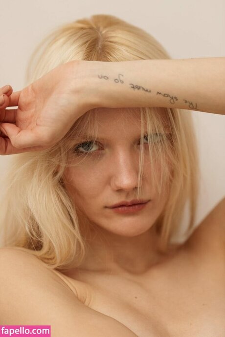 Karina Vasilishin porn model pictures