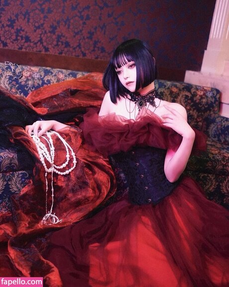 Yuriyuri Fanclub model xxx pictures