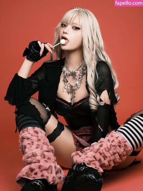 Yuriyuri Fanclub model perfect image