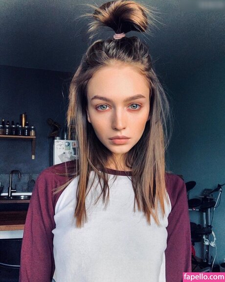 Kriss Drummer free star image