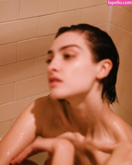 Lera Abova Quick model image