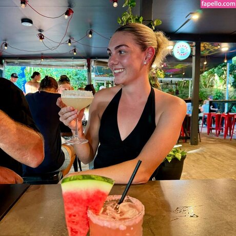 Pearl Farley exclusive pornstar pictures