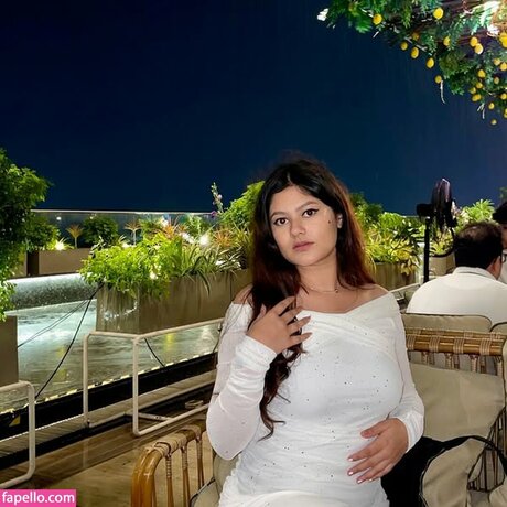 Khushi Tomar art actress picture