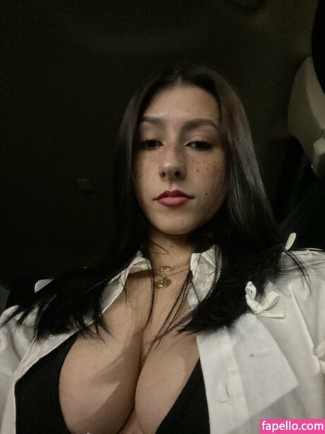 nevaevaaaaa model erotic photo