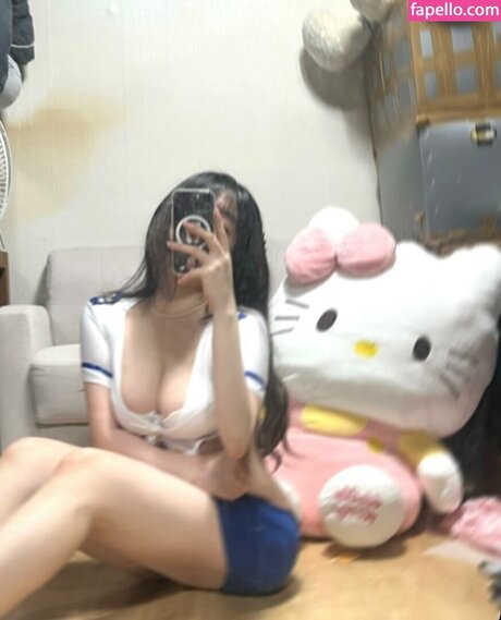 soooyaee naked star archive