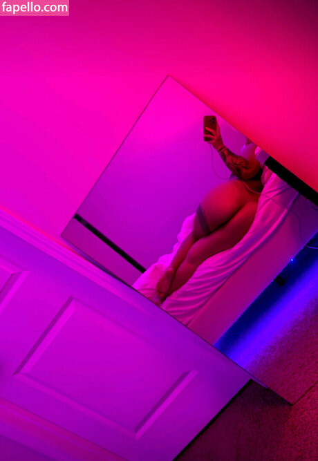 Hannah Kaipat pornographic star gallery