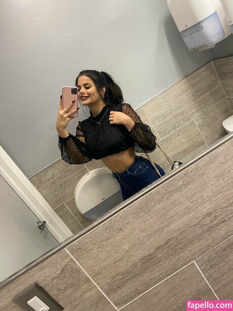 Marielen Diaz pornographic model pictures