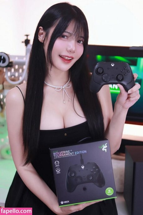 Dangomeaw model nice pic