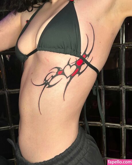 saucysphinx pretty model gallery