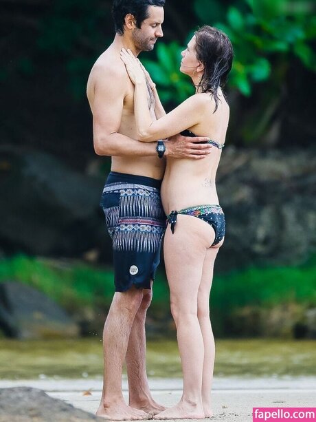 Kristen Wiig pornstar sex photo