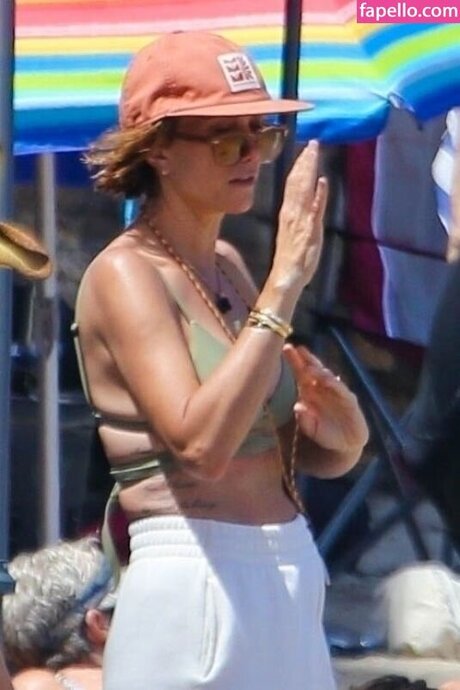 mom daughter onlyfans perfect pic