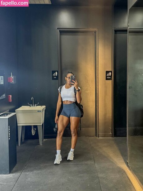 Tiara Howard nudes star archive