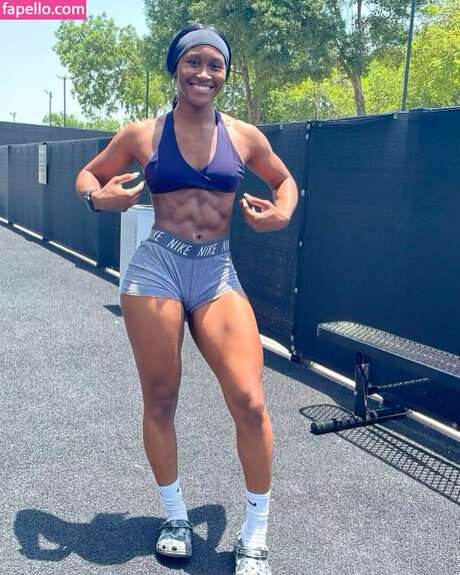 Tiara Howard perfect actress photos