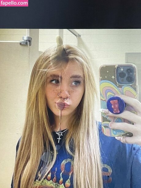 kaylamalecc nude star picture