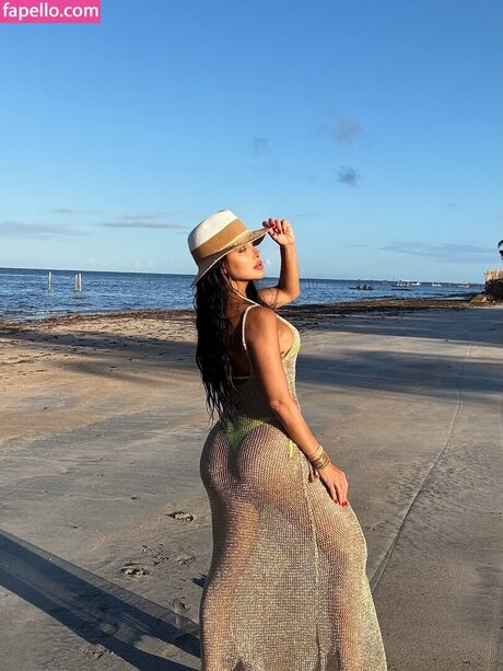 Carla Prata naked actress galleries